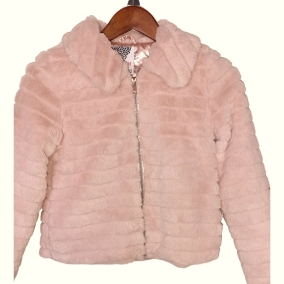 kenzie Other - KENZIE Faux Rabbit Coat 10/12